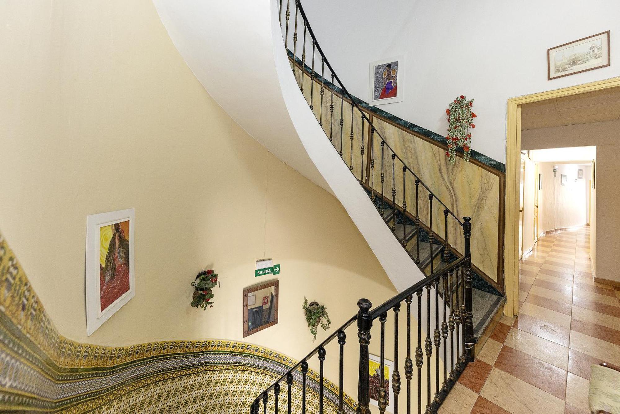 Pension Riosol Севилья Экстерьер фото